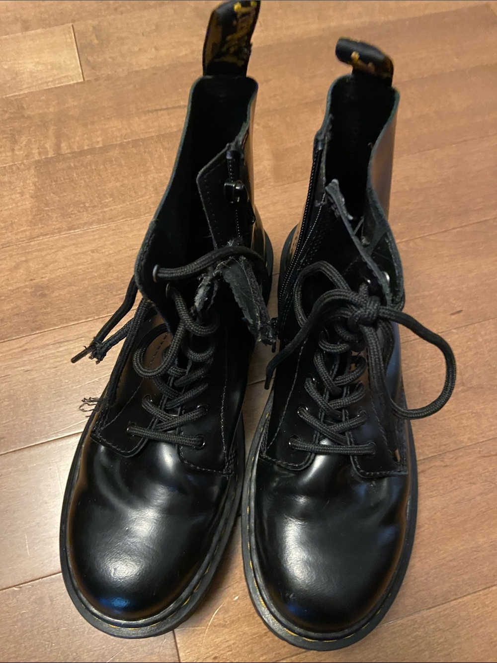 Dr. Martens Black Leather Lace-Up Combat Boots As-is broken side zipper